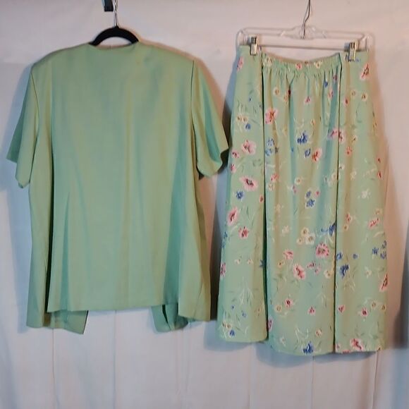 Alfred Dunner Coordinating Skirt Set 2pc. - Picture 5 of 11